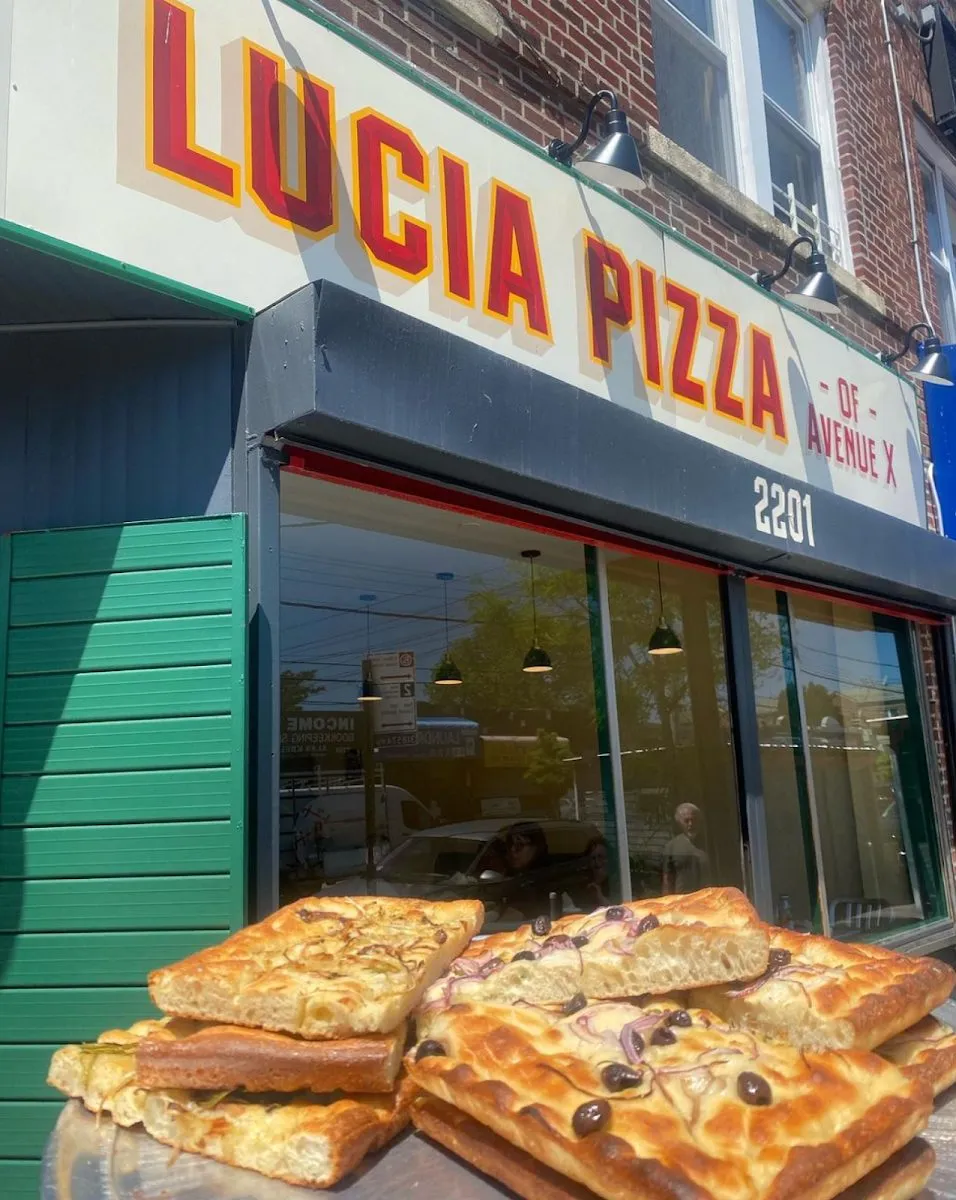 Lucia Pizza, photo 1