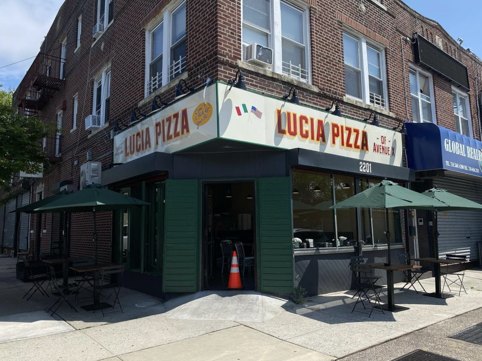 Lucia Pizza, photo 2