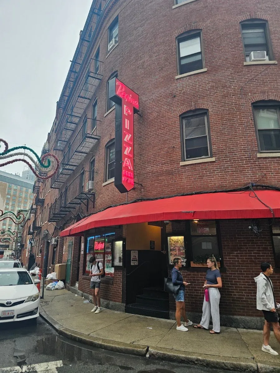Regina Pizzeria, photo 3