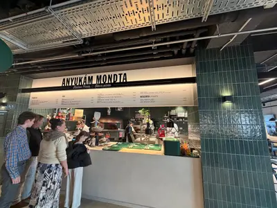 Anyukam Mondta