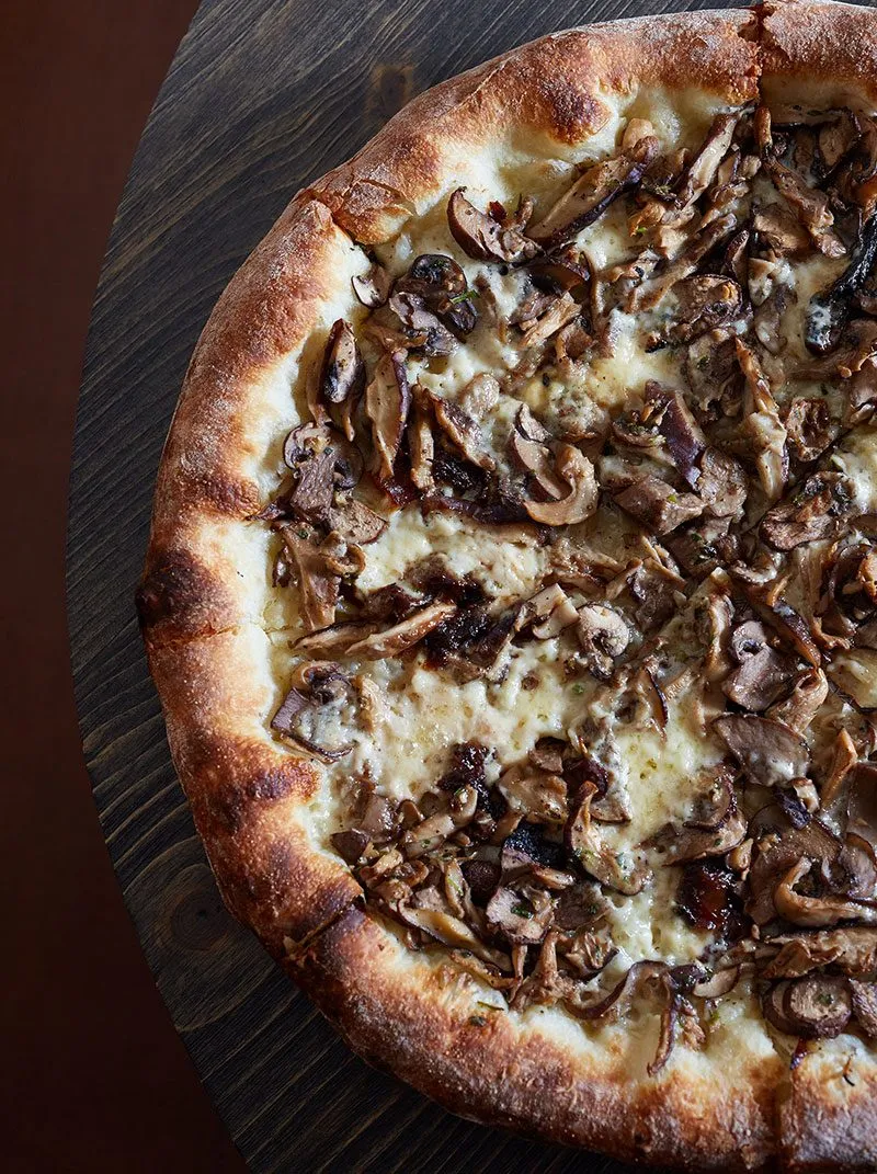 Robert's Pizza, photo 6