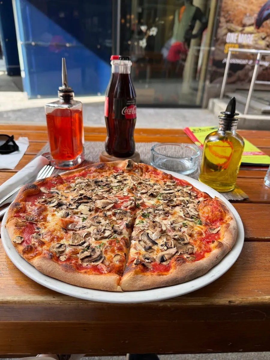 Pizza Crocodiles, photo 5