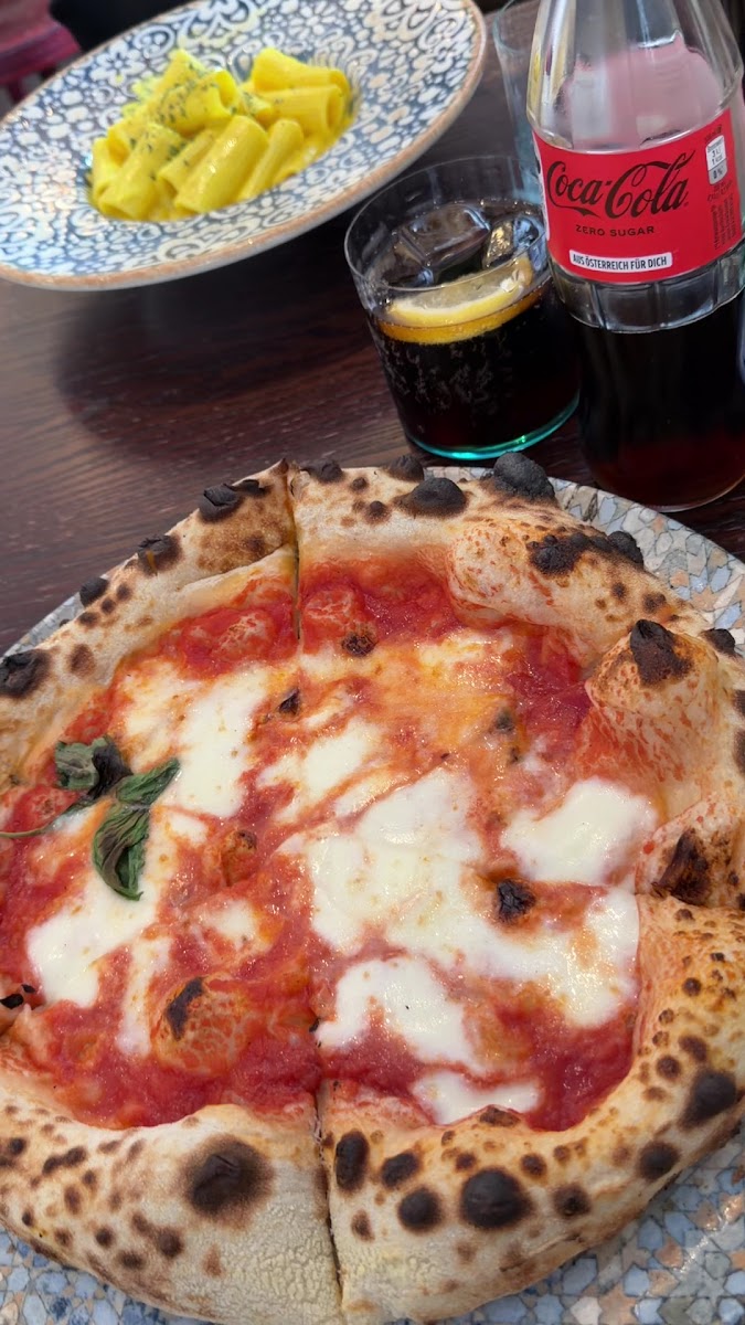 Pizzeria Mamma Mia, photo 2