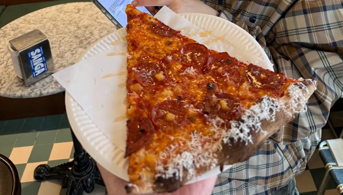 Vincenzo's Pizza, photo 7