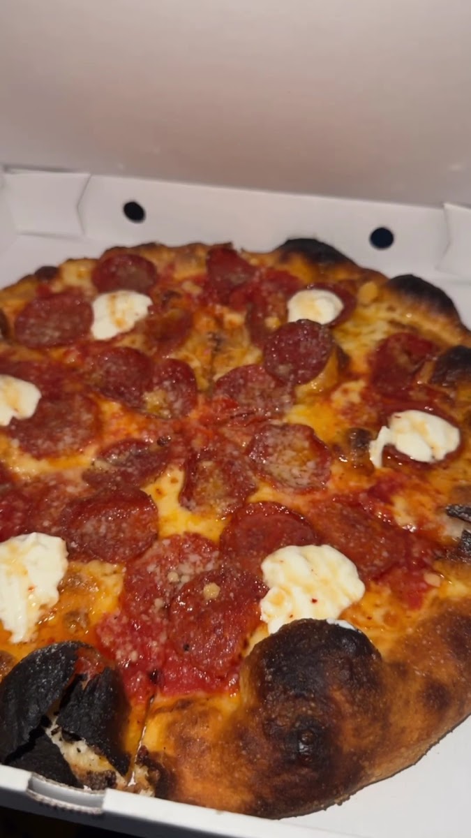 Crisp Pizza at The Marlborough, photo 2