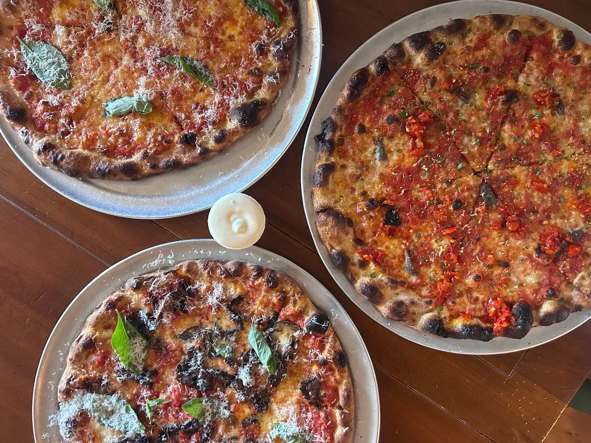 Lauretta's Pizzeria, photo 2