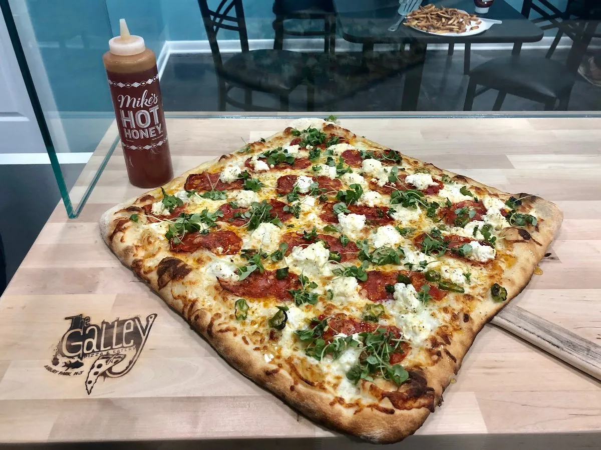 The Galley Pizza & Eatery, photo 4
