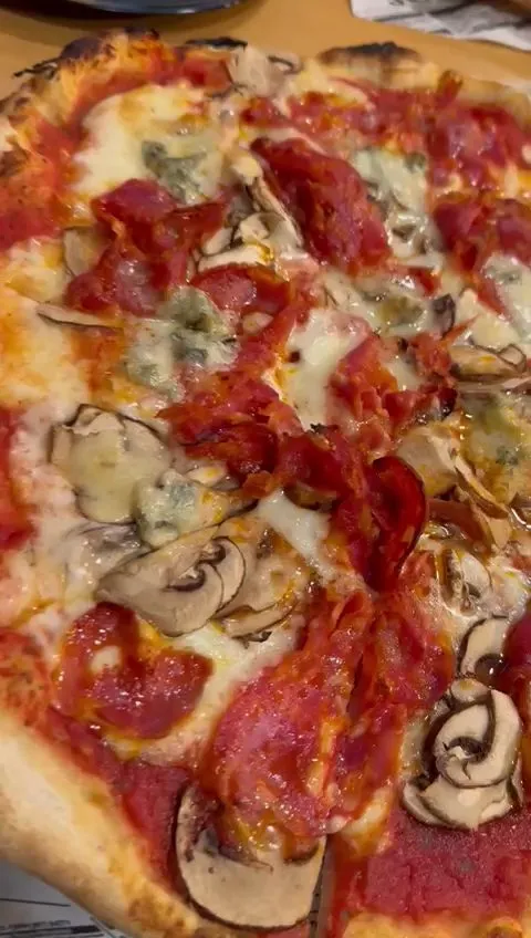 Pizzeria Bistrozzo, photo 2
