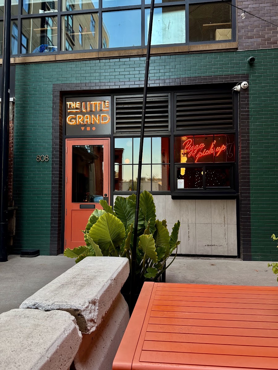 The Little Grand, photo 4