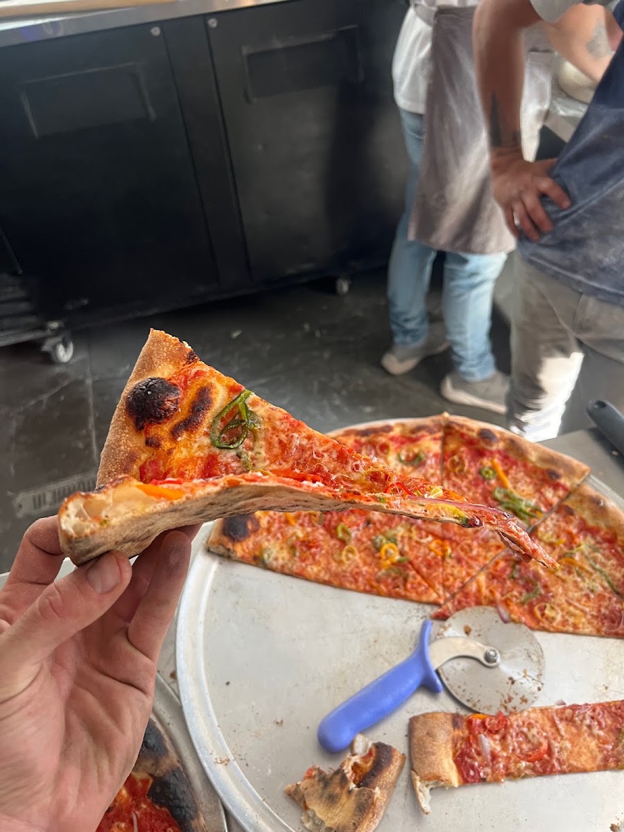 Hank's Pizza Choza, photo 3