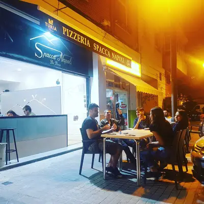 Pizzeria Spacca Napoli