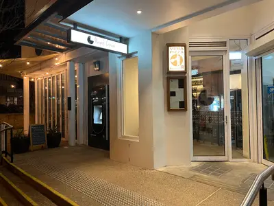 Napoli Corner