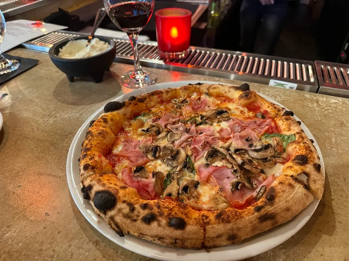 Matteo Trattoria e Pizzeria, photo 9