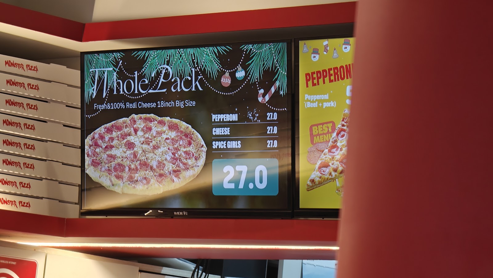 Monster Pizza, photo 2