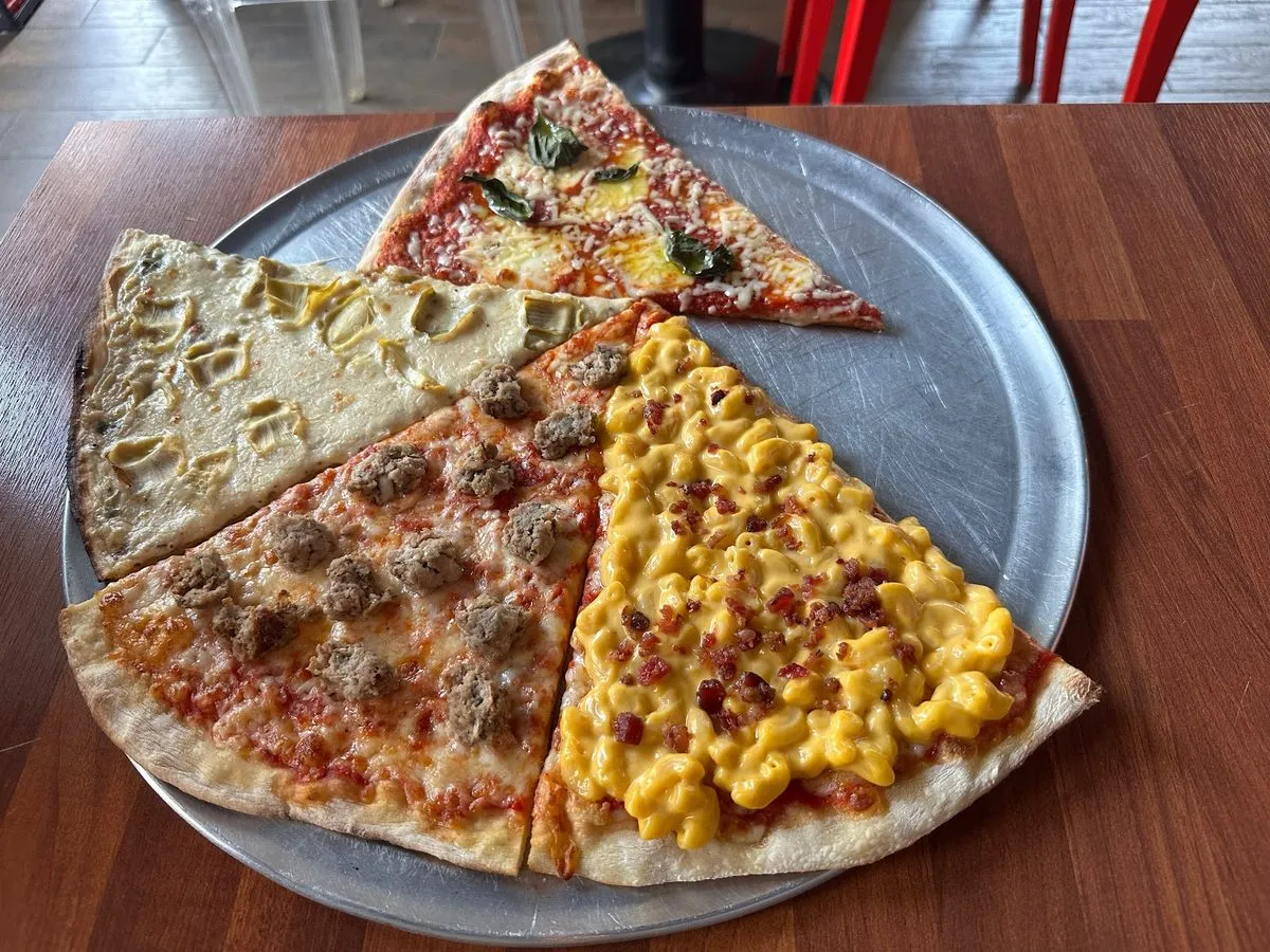 Maddux Pizza, photo 4