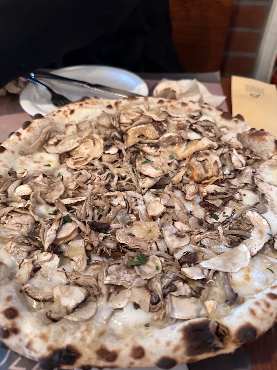 Pizzeria D'Buzza Hannam, photo 7
