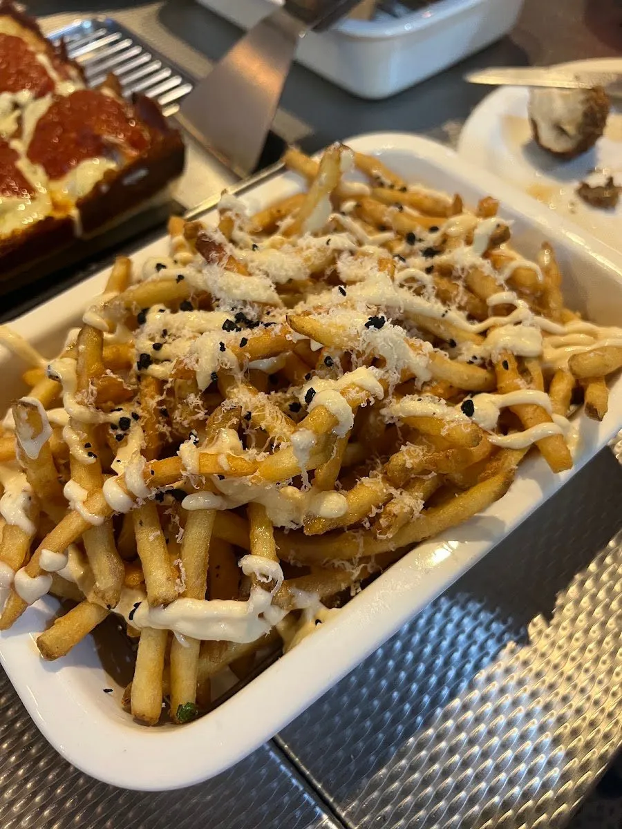 Motor City Pizza, photo 2