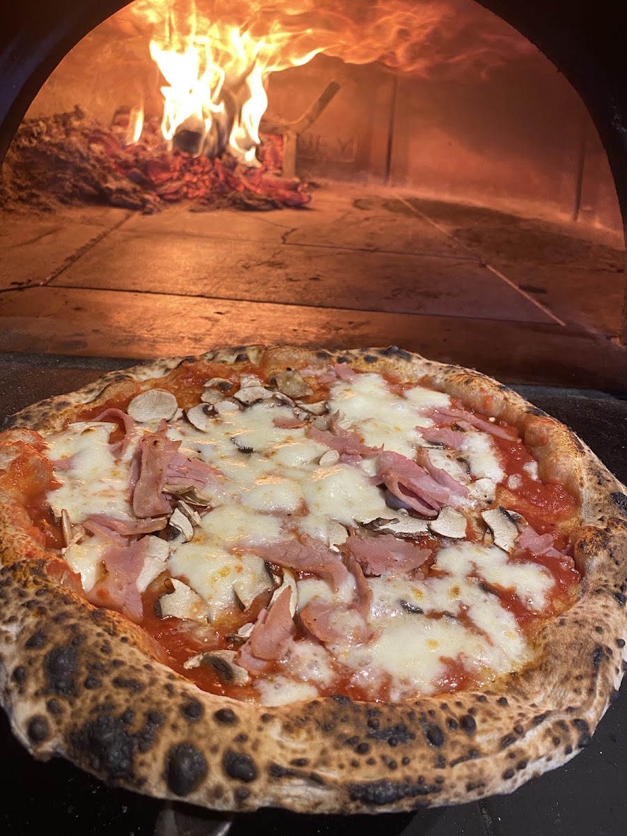 Little Furnace Wood Fired Pizzas, photo 2