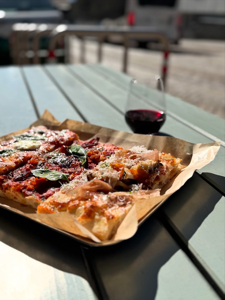 Pizzeria Izza City, photo 8