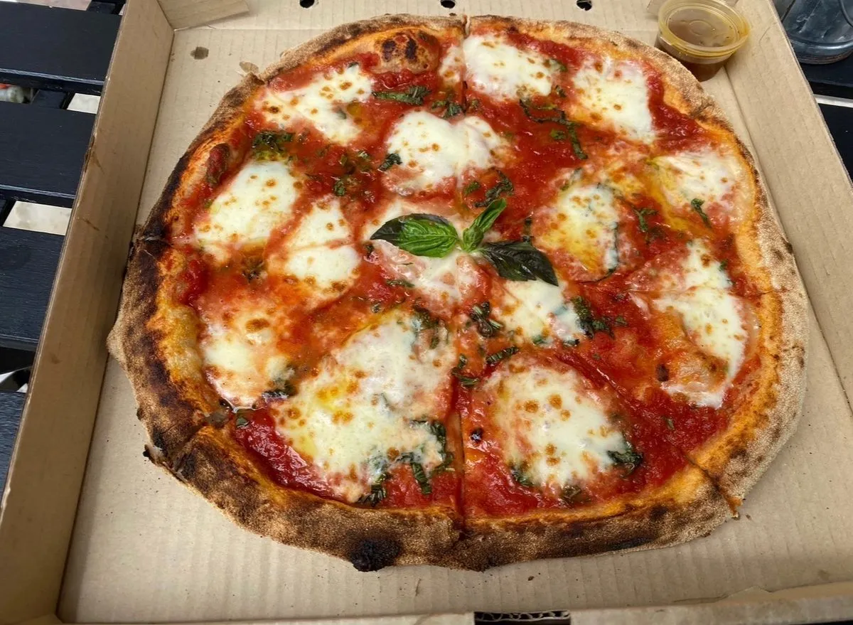 DDC PIZZA ( Délices de Capoue ), photo 5