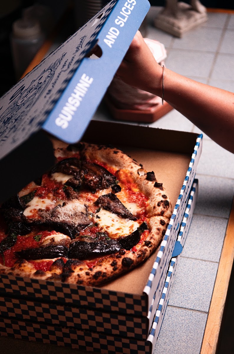 Sunny's Pizza, photo 2