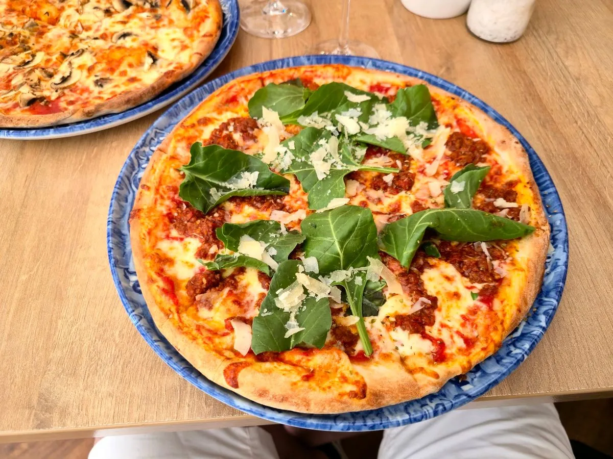 Pizzeria Mikulka Prague, photo 3