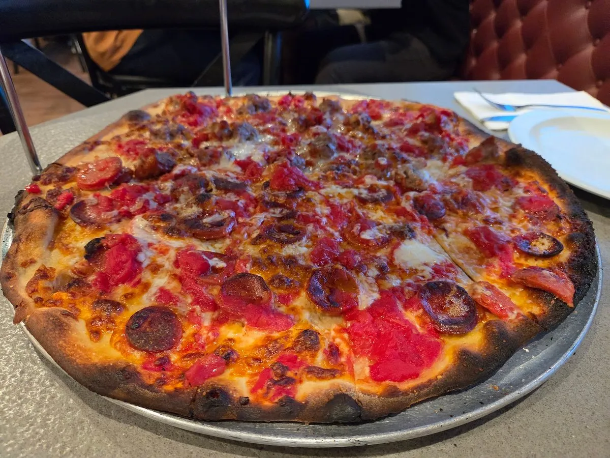 De Lorenzo's Tomato Pies, photo 4