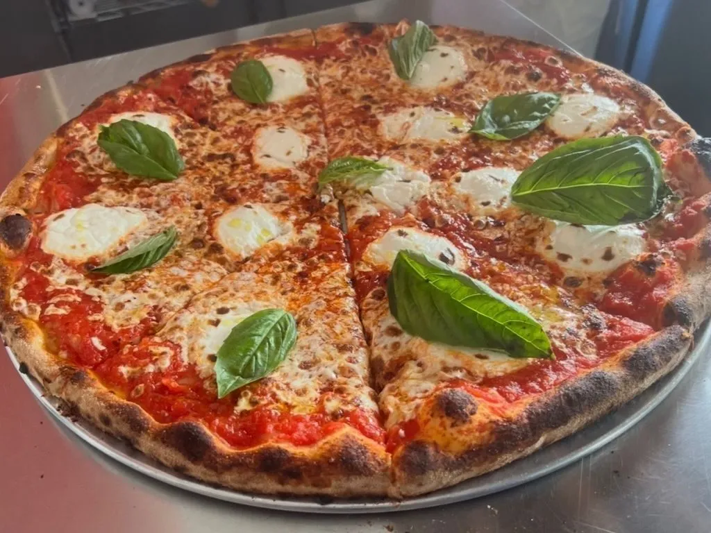 The Astarita, photo 2