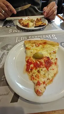 Los Campeones
