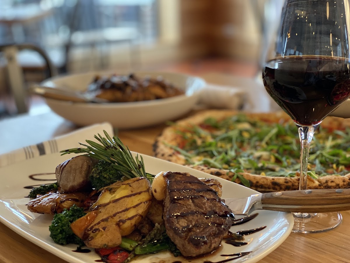 Gia Mia Pizza Bar, photo 7