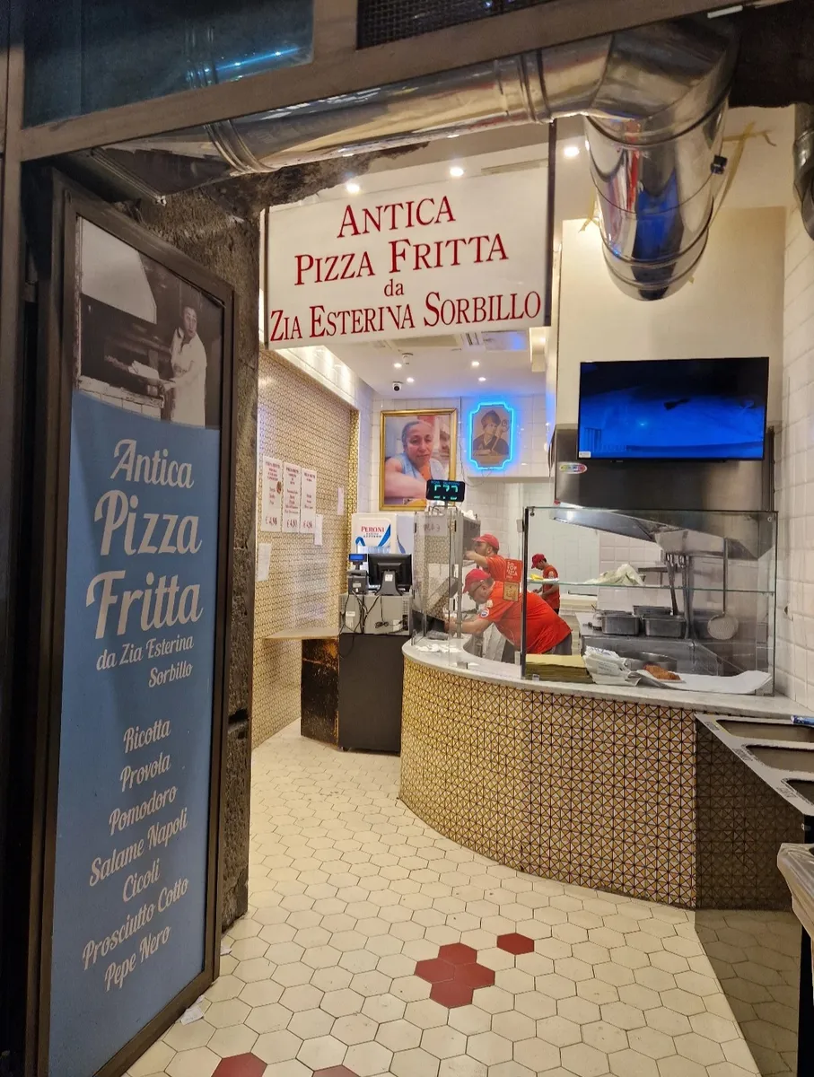 Antica Pizza Fritta Da Zia Esterina Sorbillo, photo 9