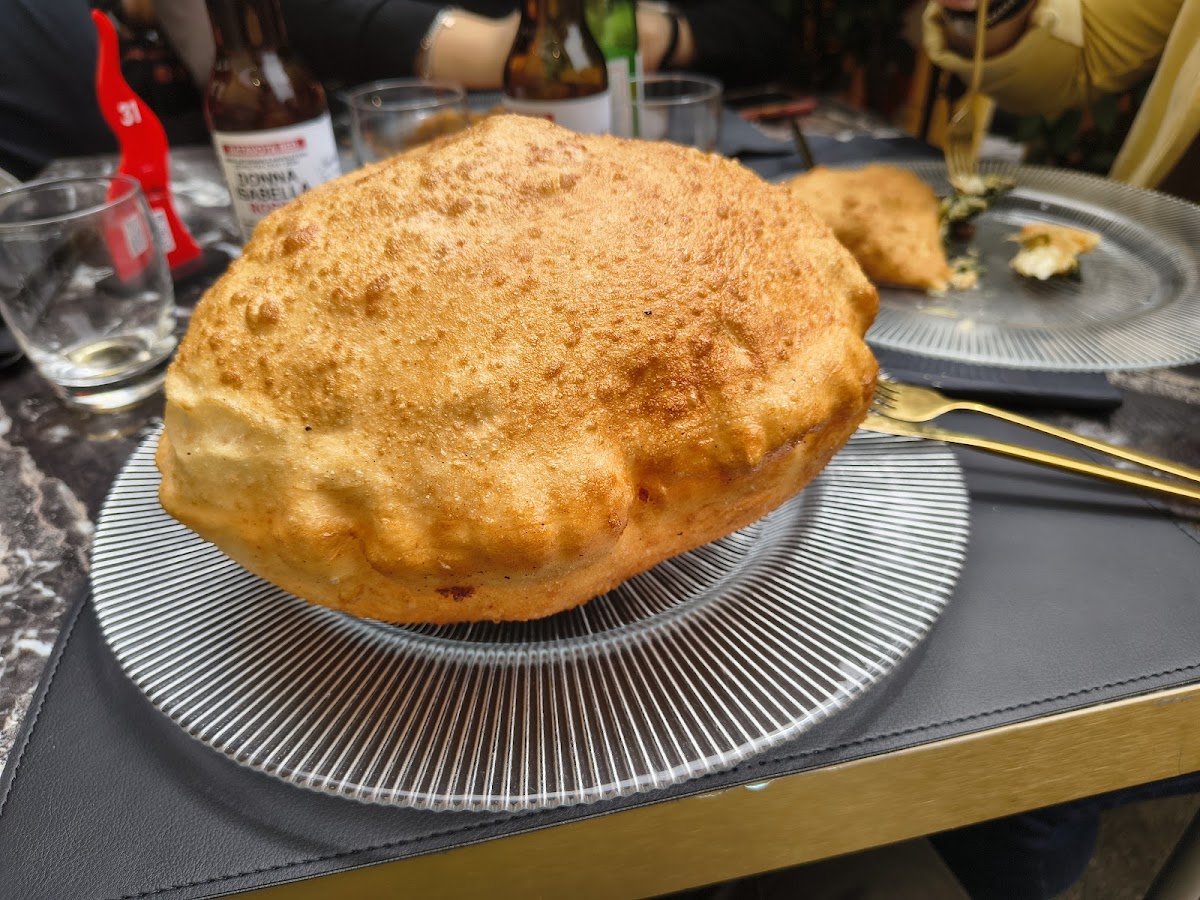 Isabella De Cham Pizza Fritta, photo 8