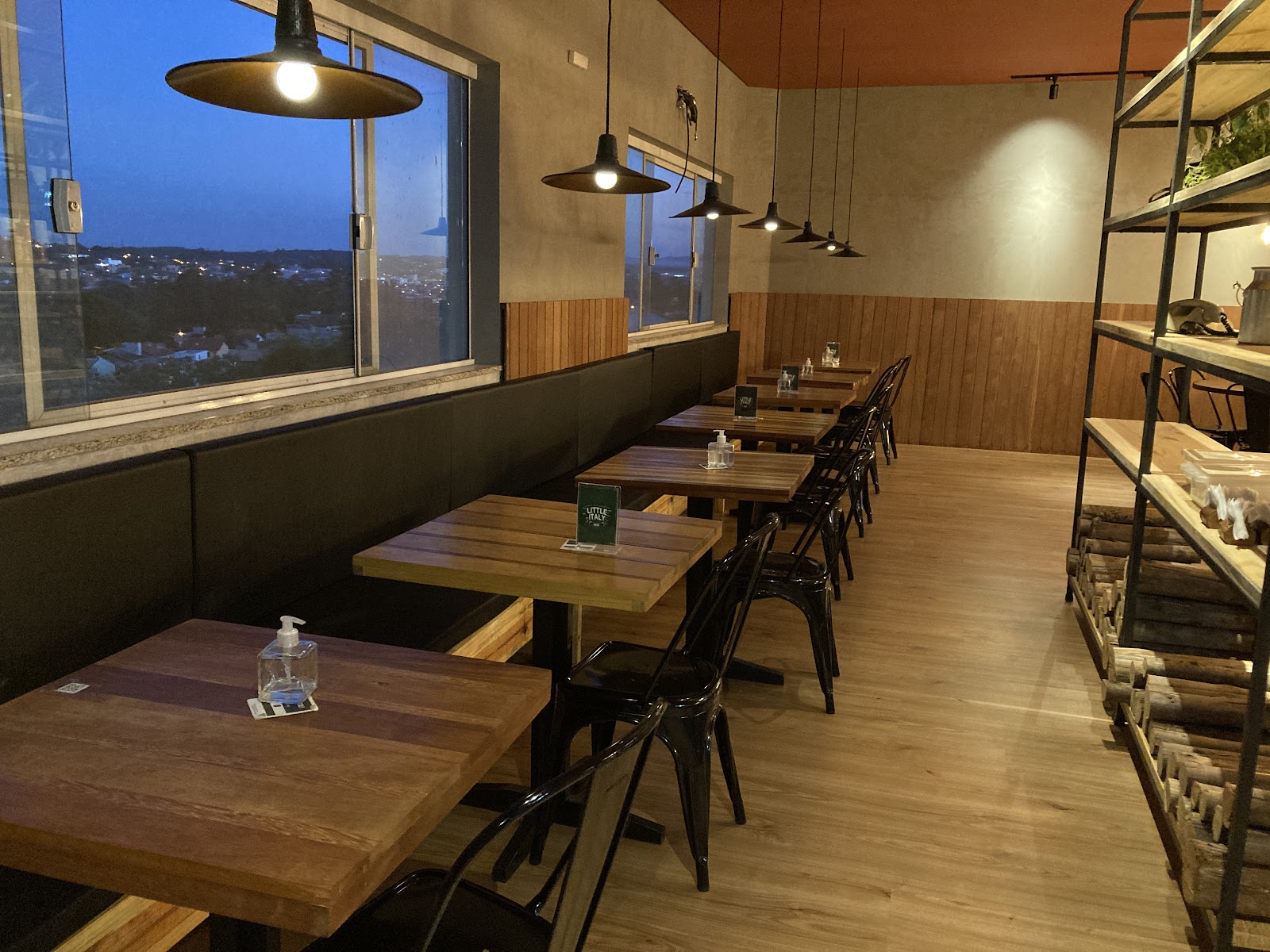 Andolini Pizzeria