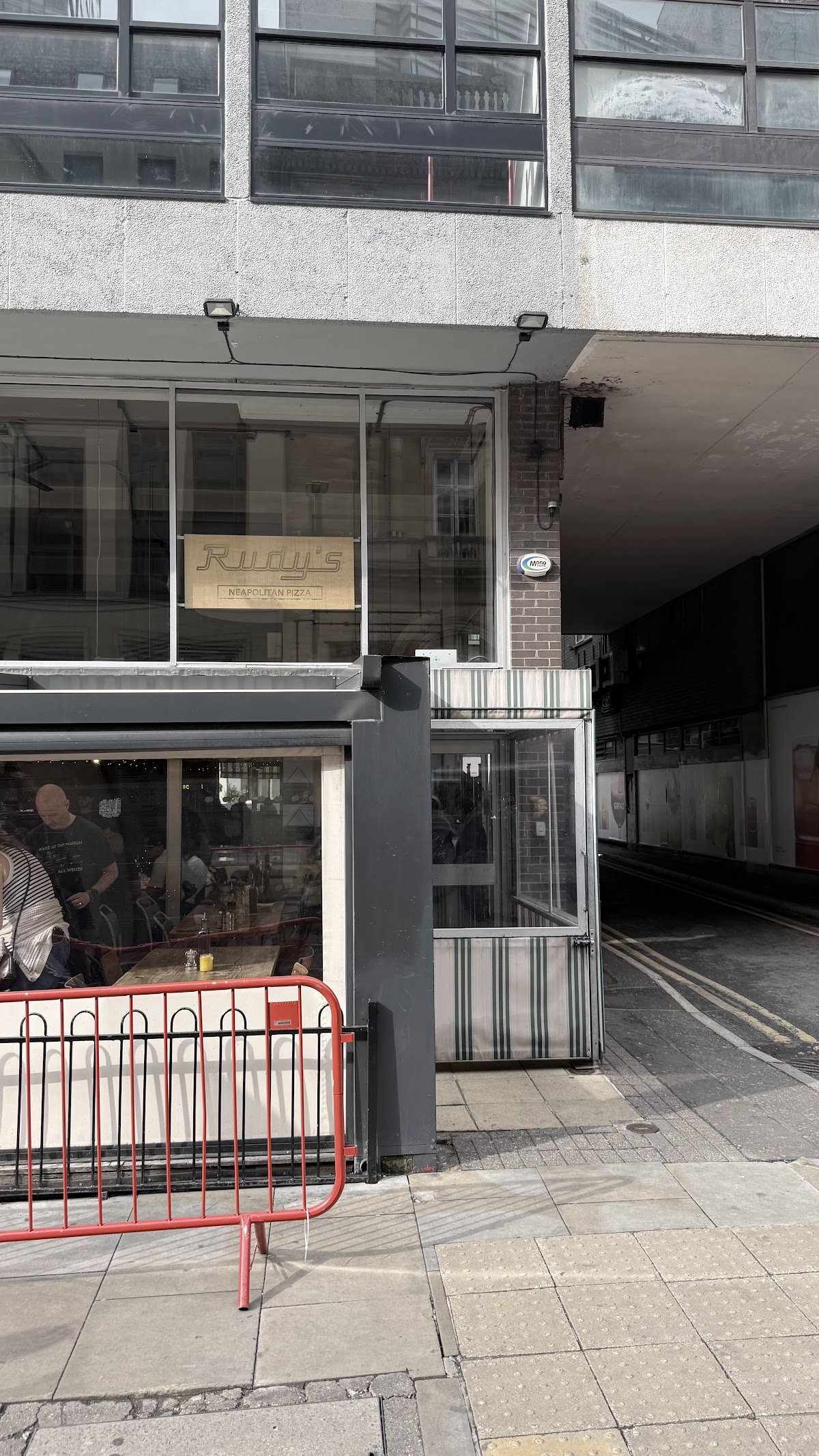 Rudy's Neapolitan Pizza Peter Street, photo 9