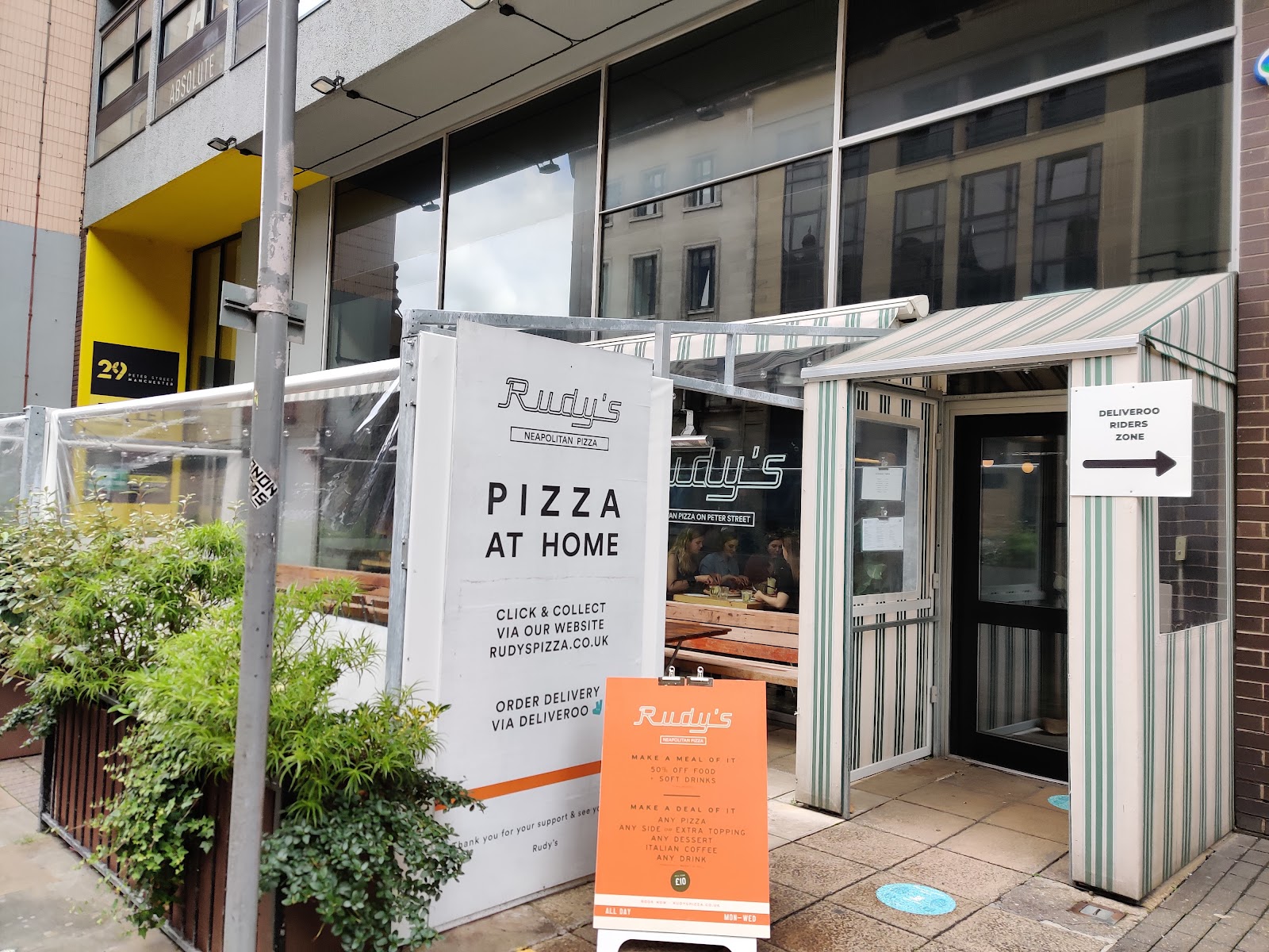 Rudy's Neapolitan Pizza Peter Street