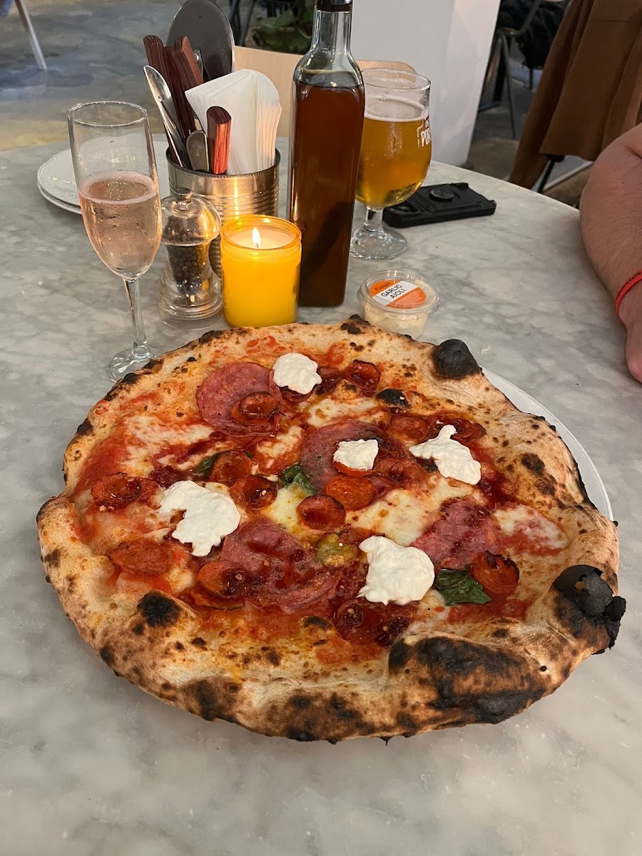 Rudy's Neapolitan Pizza Peter Street, photo 3