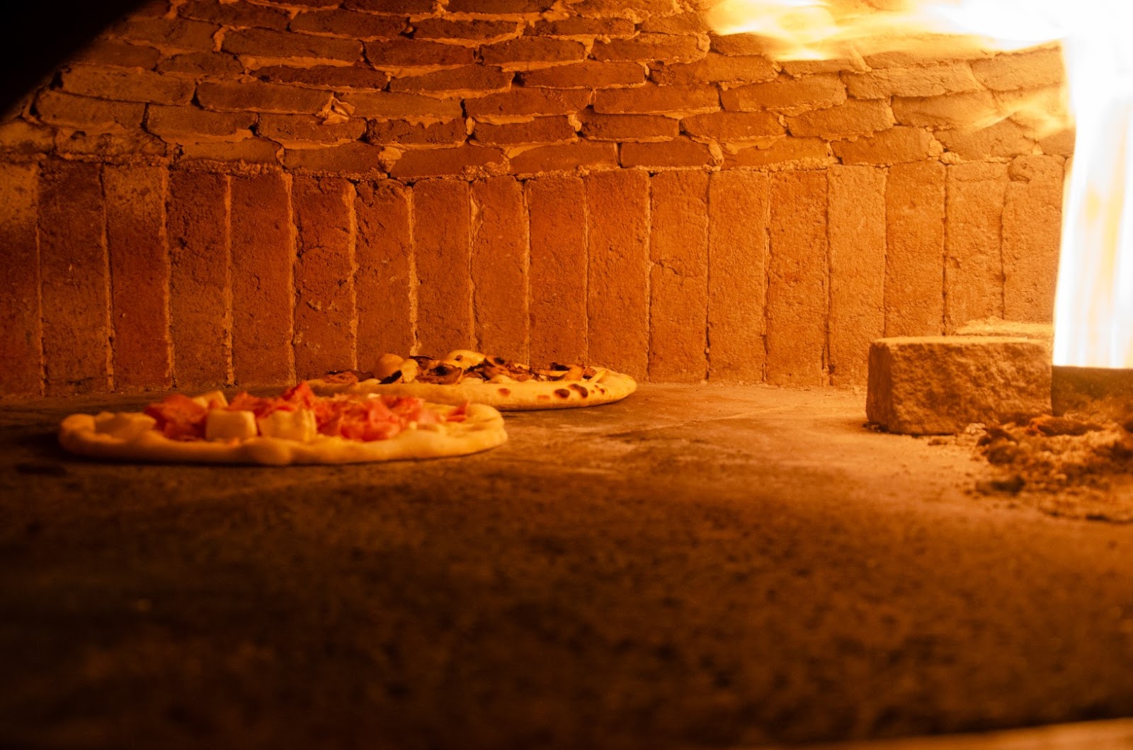 Pizza on Fire, photo 6