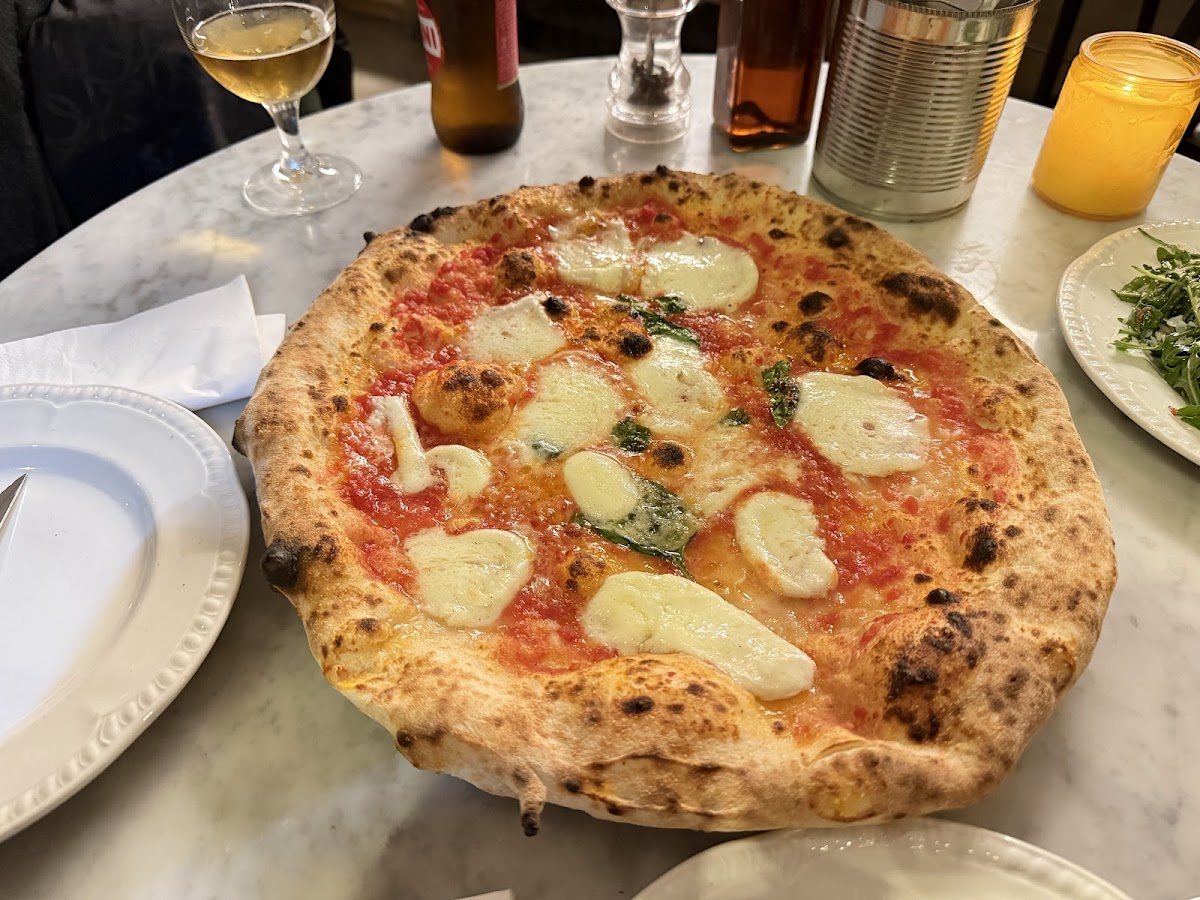 Rudy's Pizza Napoletana - Queensway, photo 8