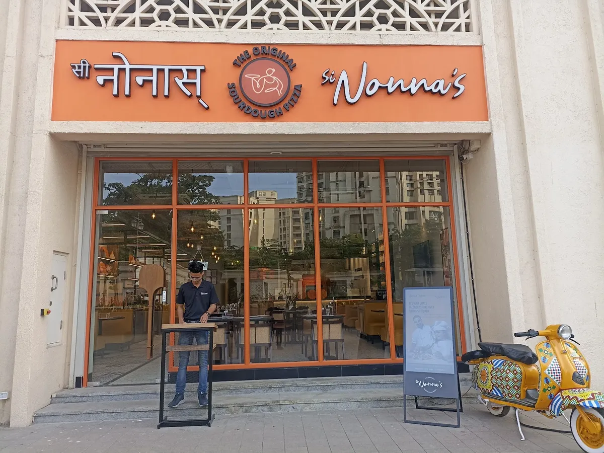 Si Nonna's The Walk Thane, photo 2