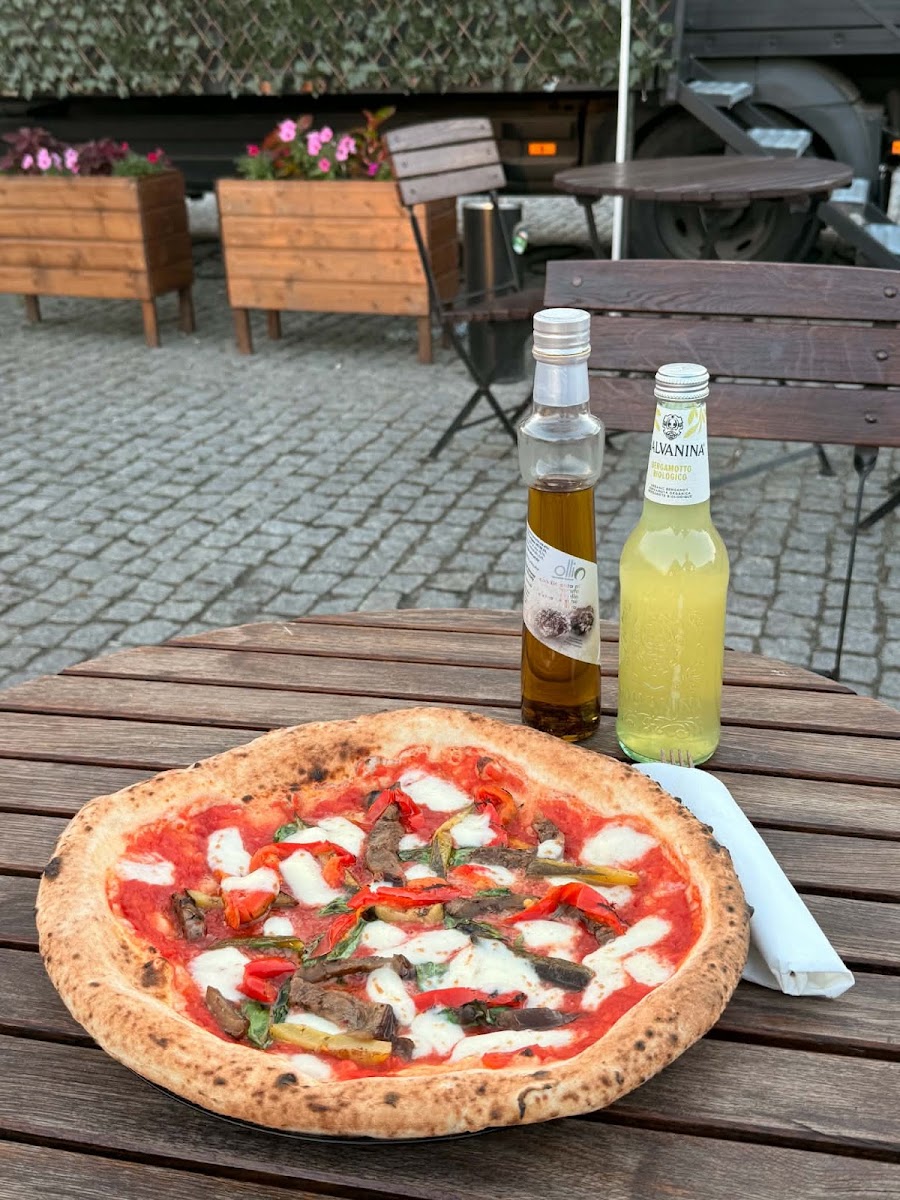 Tom1i Pizza, photo 2