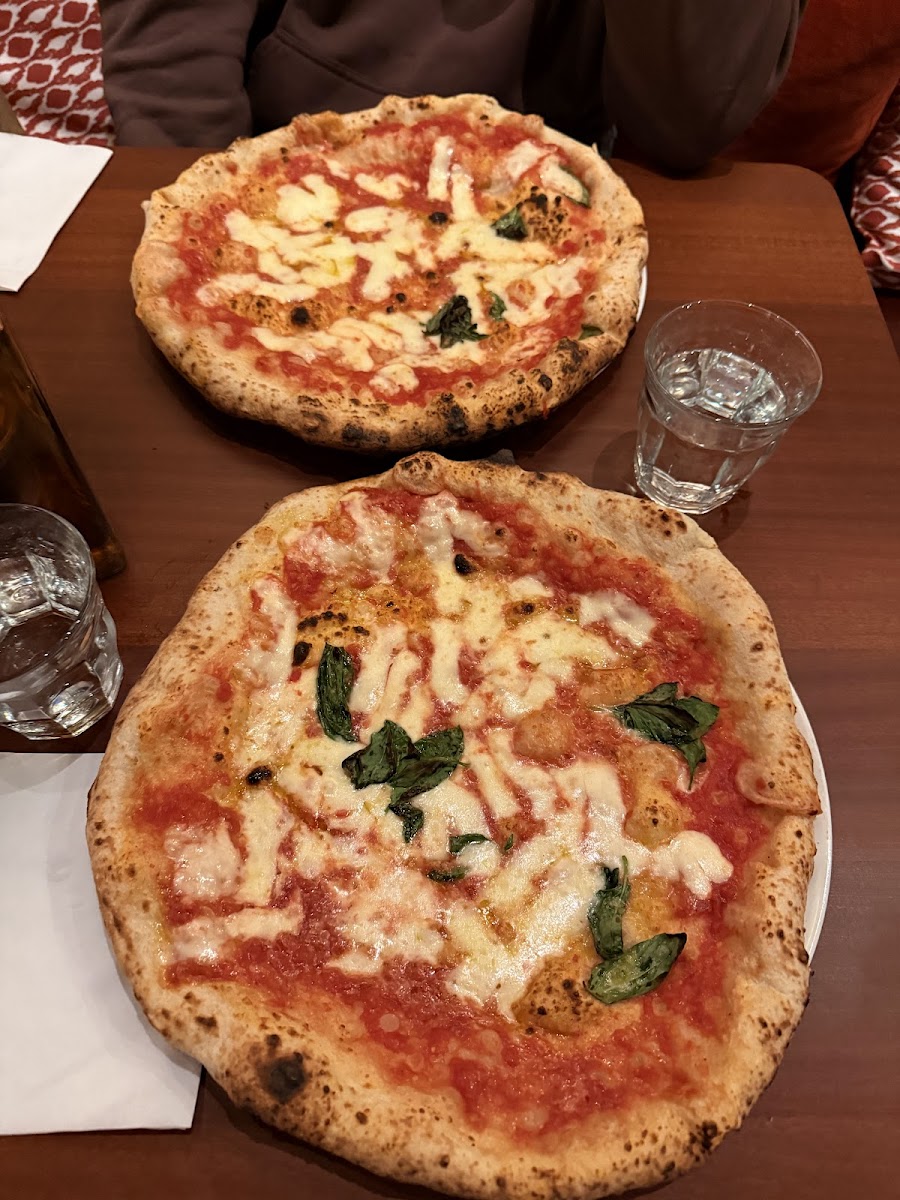Rudy's Pizza Napoletana Bennetts Hill, photo 2