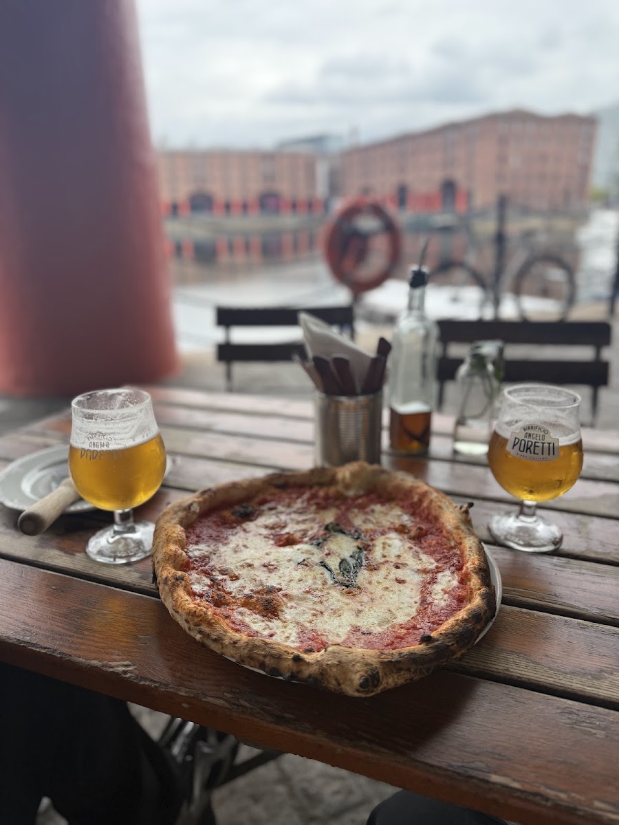Rudy's Pizza Napoletana Albert Dock, photo 4