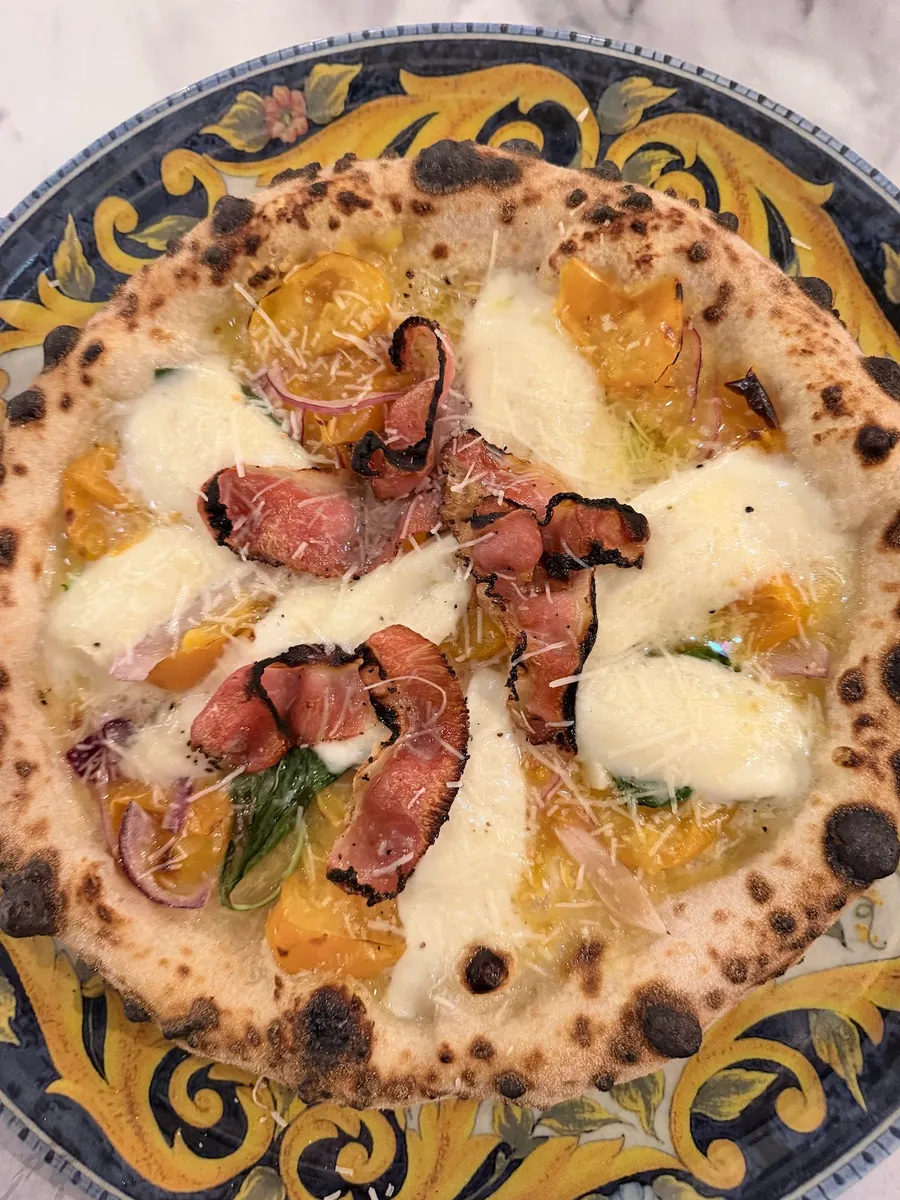 Bottega Flegrea, photo 9